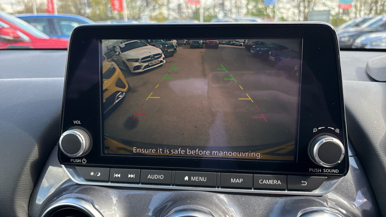 Nissan Juke 1.0 DiG-T 114 N-Connecta 5dr Petrol Hatchback